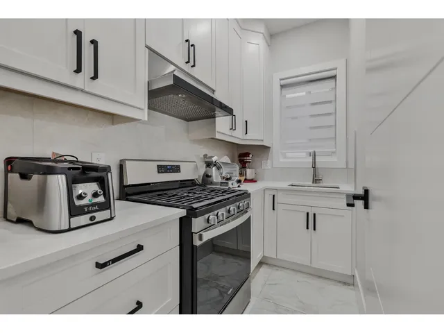 20671 76B AVENUE, Langley 5