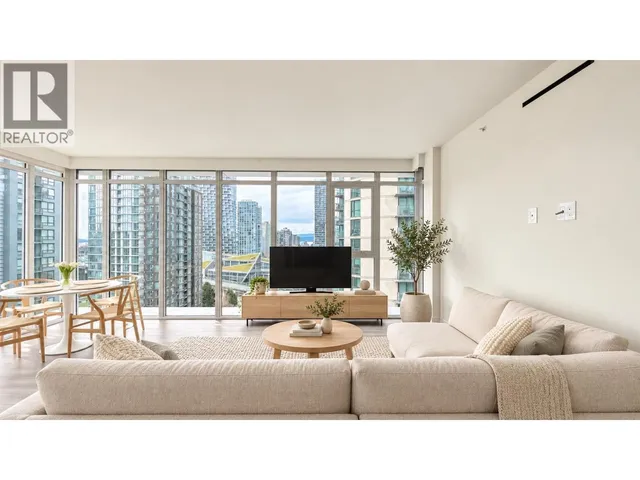 1601 - 499 PACIFIC, Vancouver 2