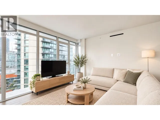 1601 - 499 PACIFIC, Vancouver 3