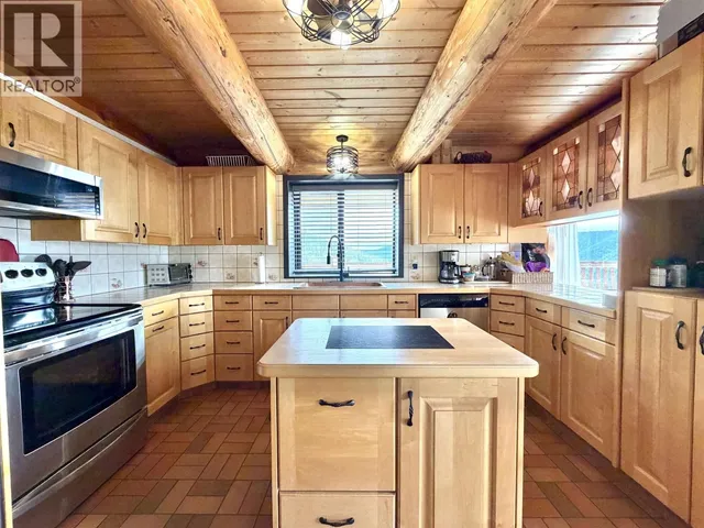2175 WHITE ROAD, Williams Lake 5