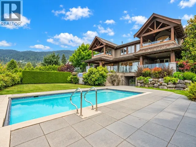 2638 QUEENS AVENUE, West Vancouver 3
