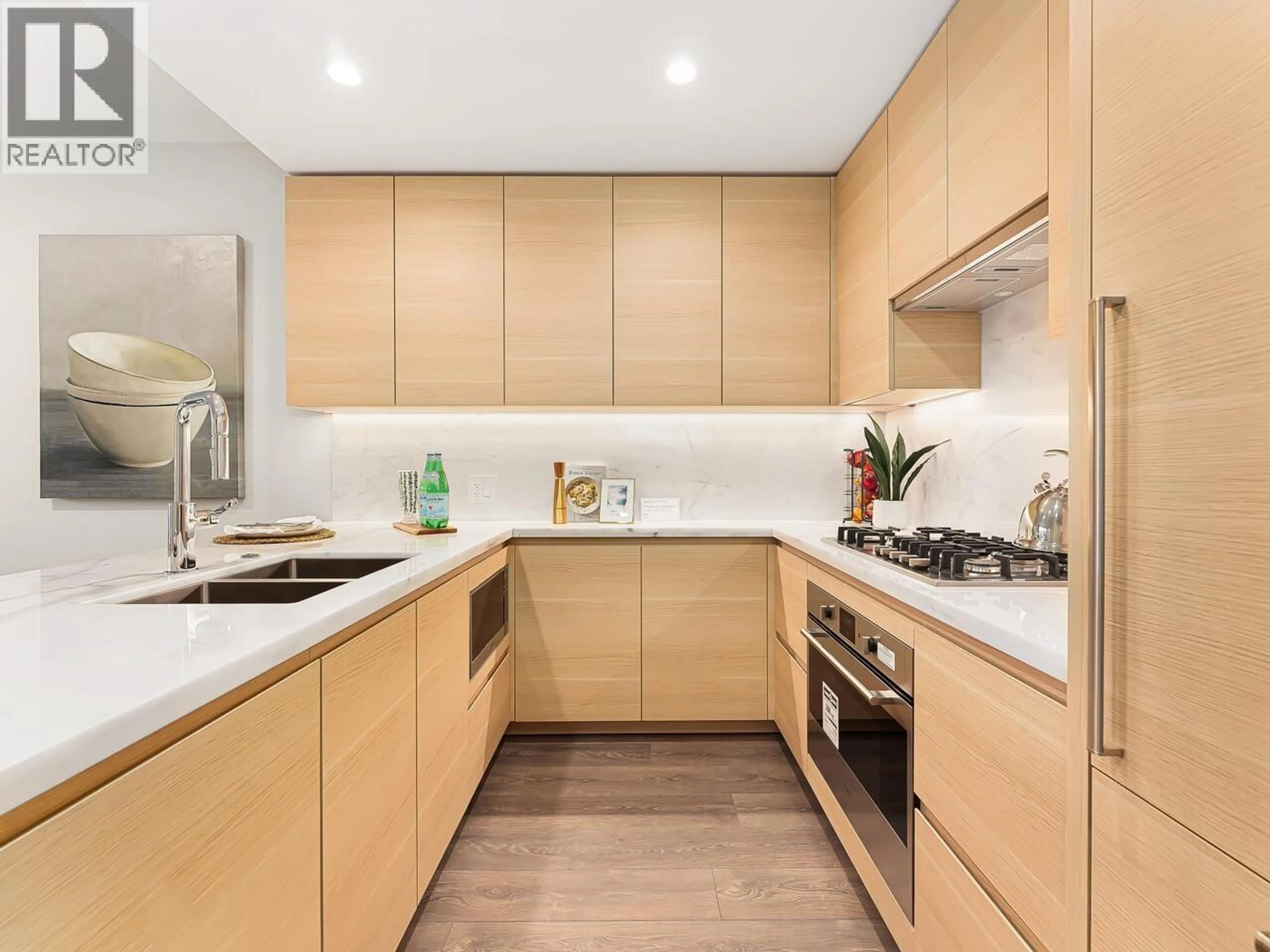 Standard kitchen, unknown for 1605 - 308 MORRISSEY, Port Moody British Columbia V3H0M2