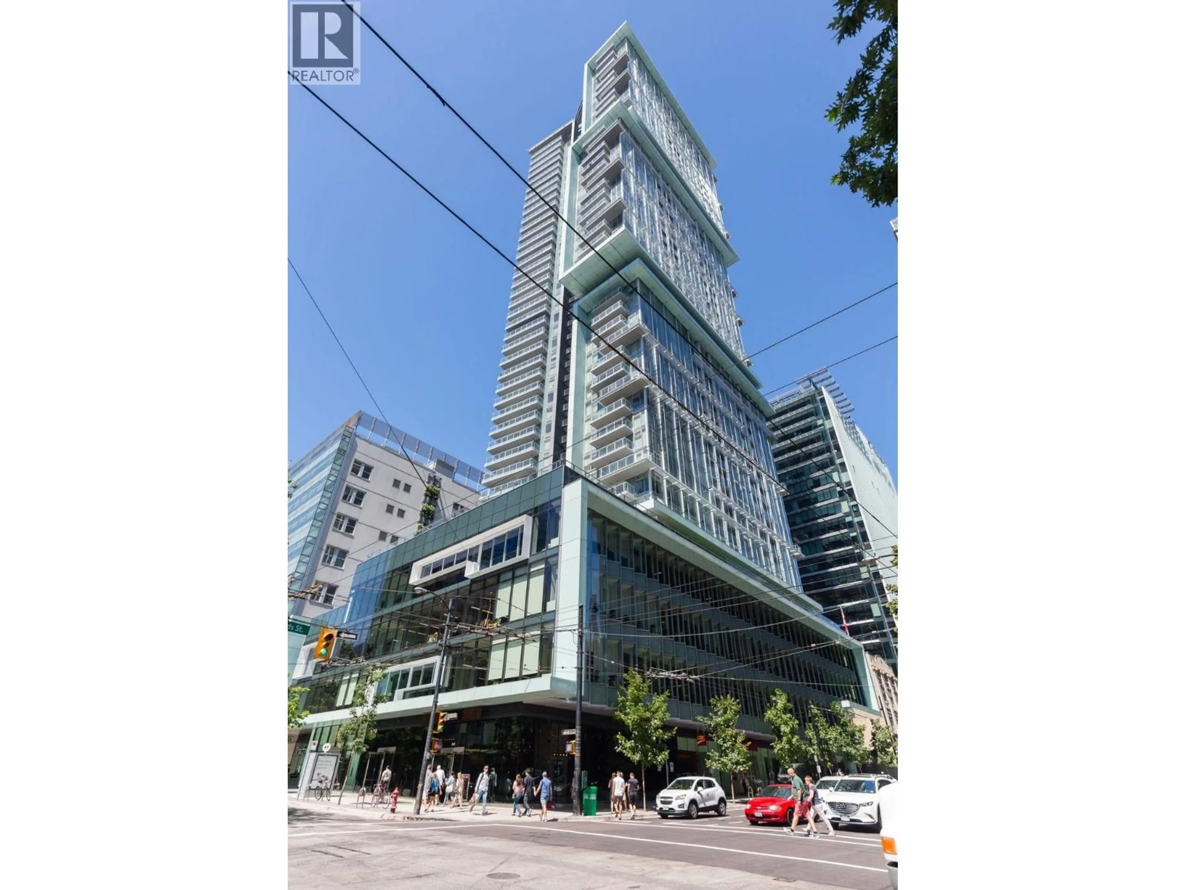 Indoor foyer for 1211 - 777 RICHARDS STREET, Vancouver British Columbia V6B0M6
