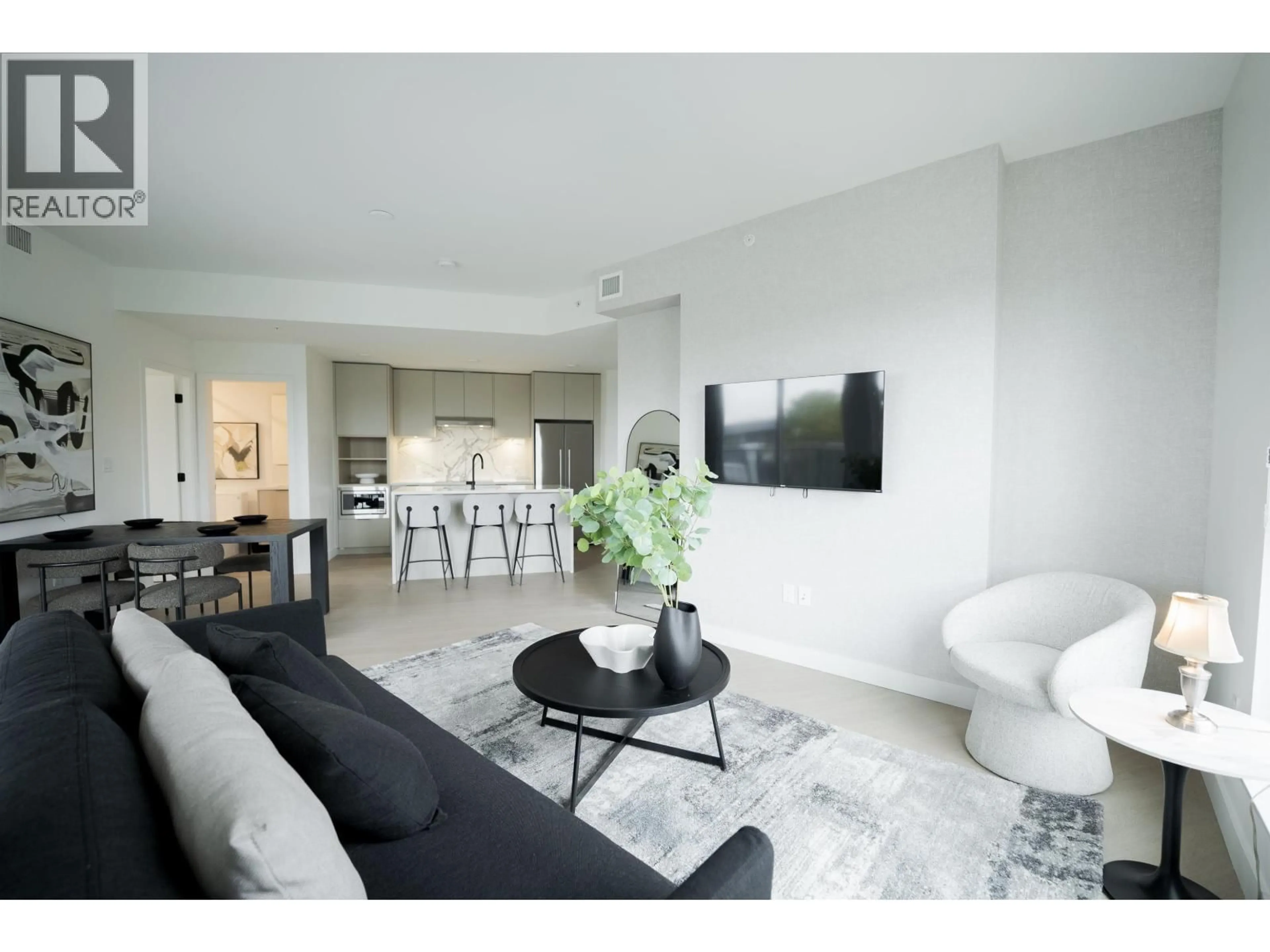 Living room with furniture, unknown for 360 - 422 3RD STREET, North Vancouver British Columbia V7L0K1