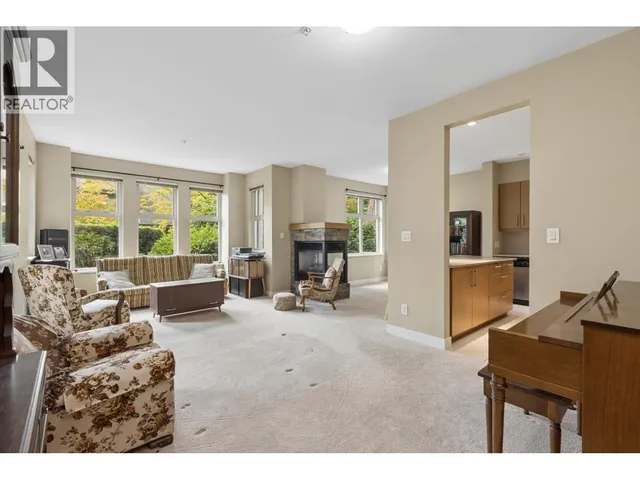 206 - 188 29TH STREET, North Vancouver 2