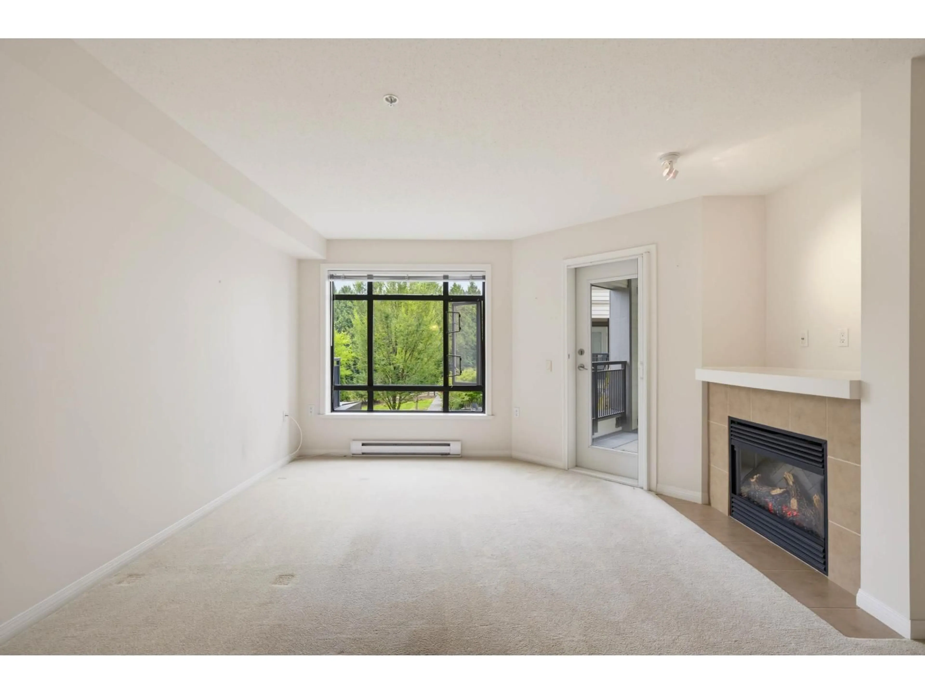 A pic of a room for 214 - 8880 202 STREET, Langley British Columbia V1M4E7