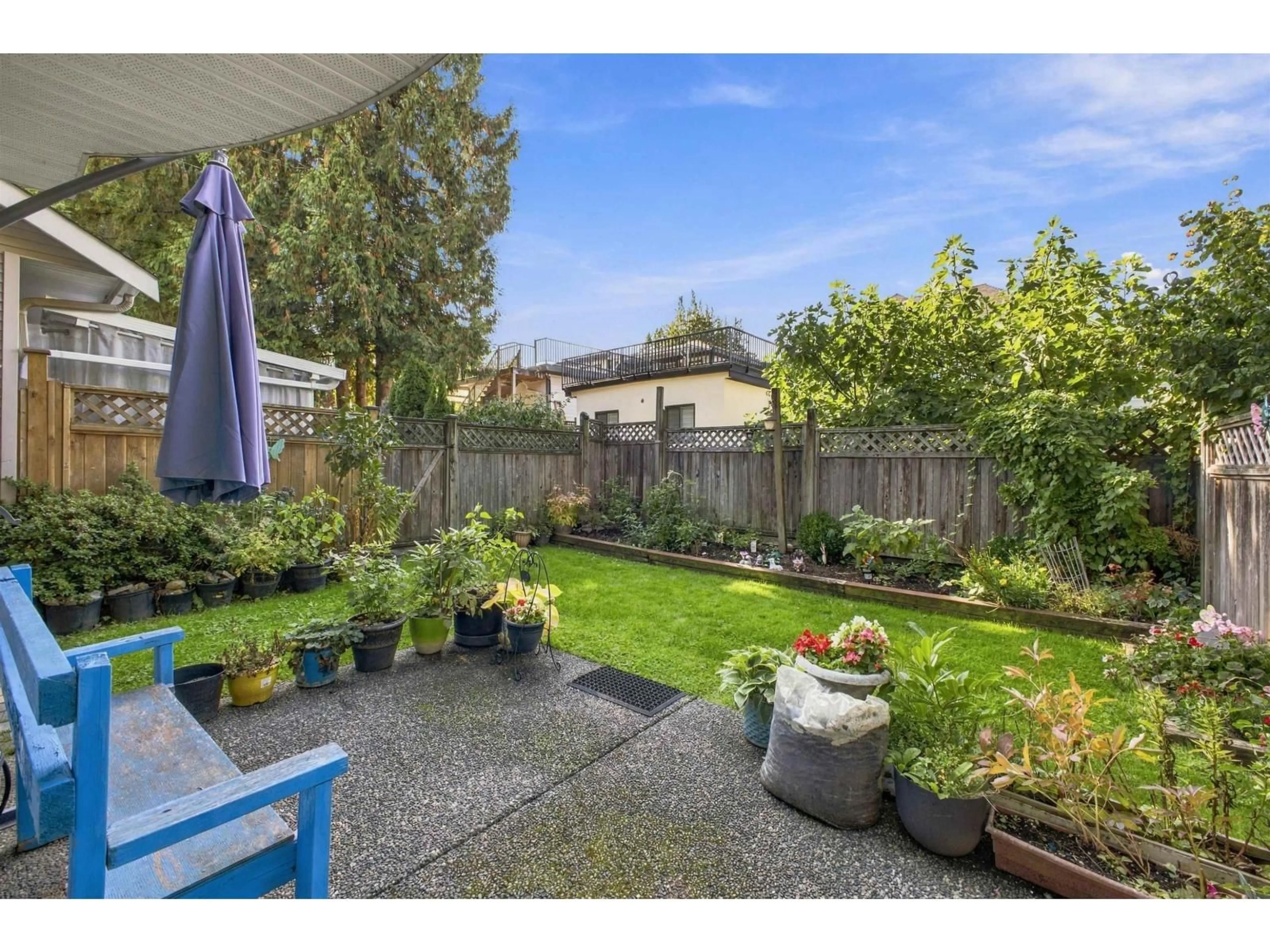 Patio, street for 18 - 8289 121A STREET, Surrey British Columbia V3W1G6