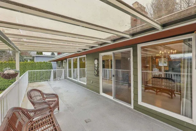 13753 114 AVENUE, Surrey 2