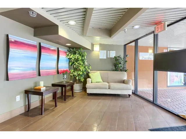 205 - 15213 PACIFIC AVENUE, White Rock 4