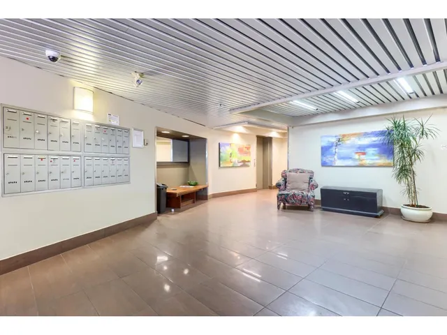 205 - 15213 PACIFIC AVENUE, White Rock 5