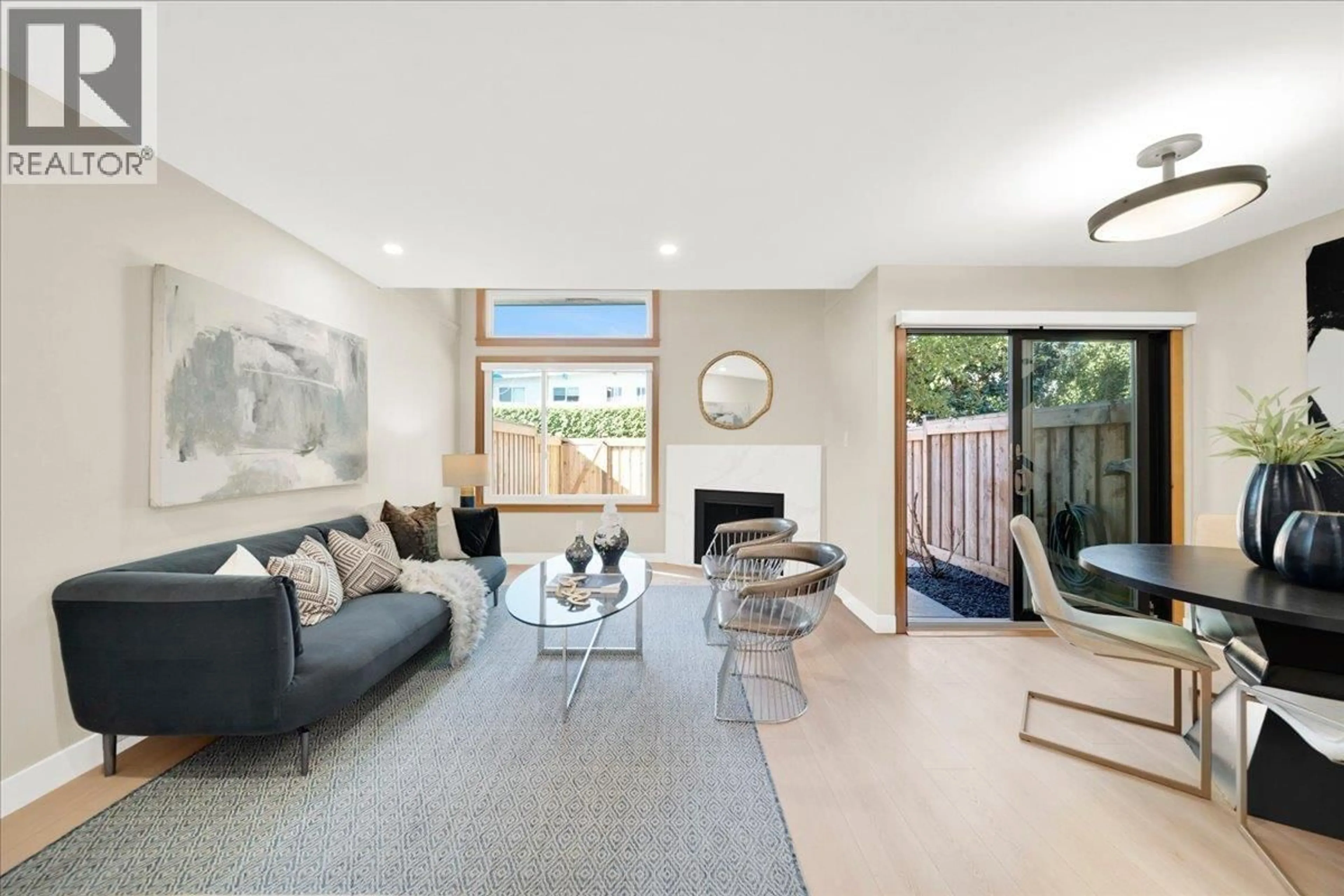 Living room with furniture, unknown for 12 - 3851 BLUNDELL ROAD, Richmond British Columbia V7C4P7