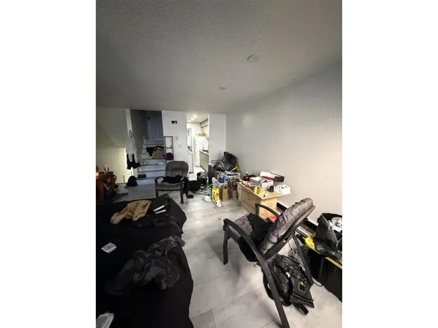 10 - 17700 60 AVENUE, Surrey 3