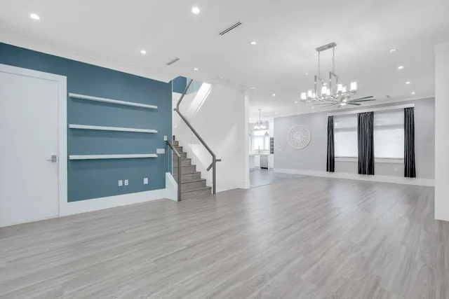 13161 111 AVENUE, Surrey 5
