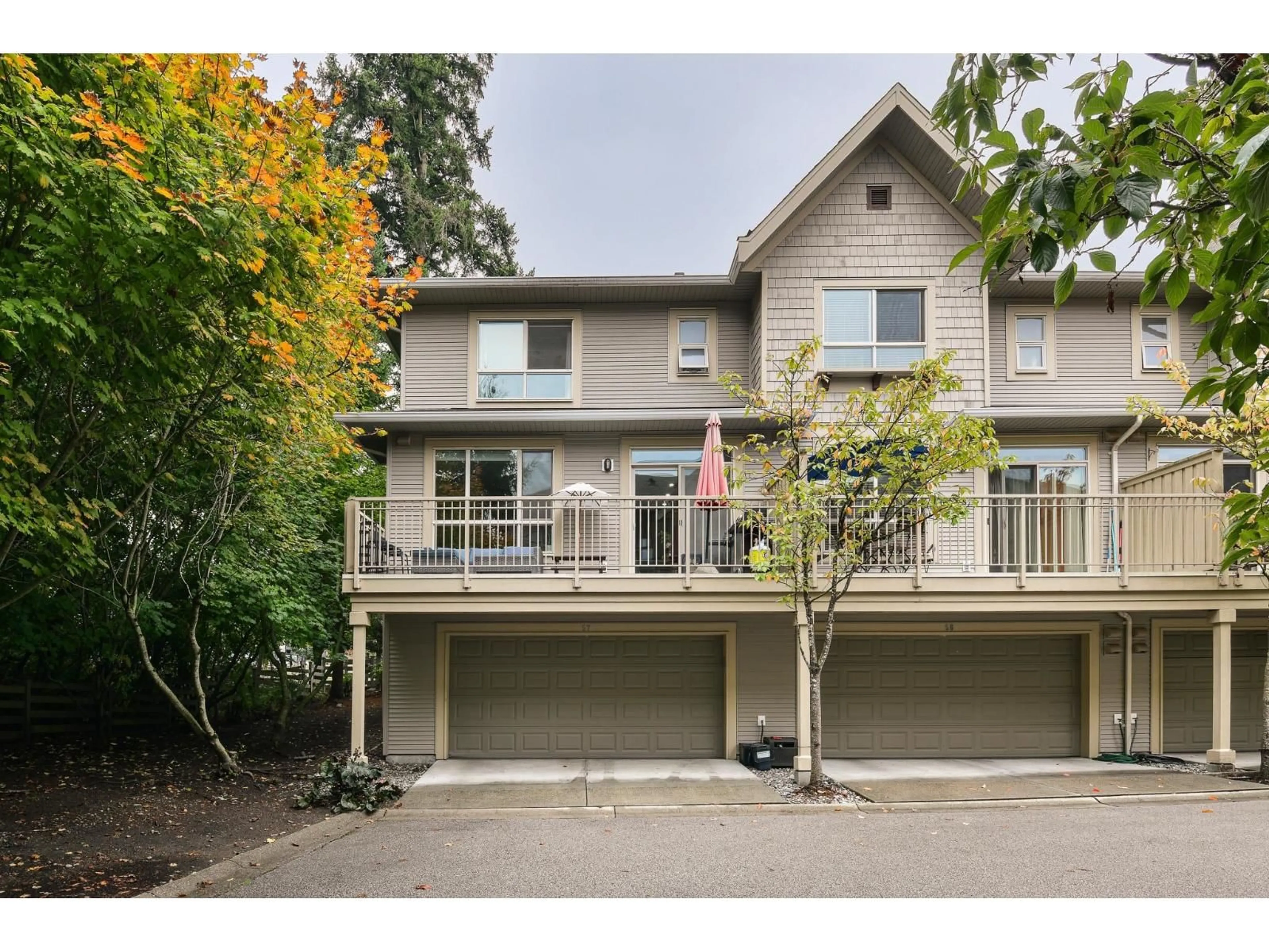 Home with vinyl exterior material, street for 57 - 2738 158 STREET, Surrey British Columbia V3Z3K3