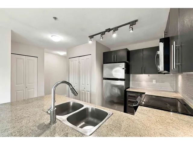 328 - 8915 202 STREET, Langley 5