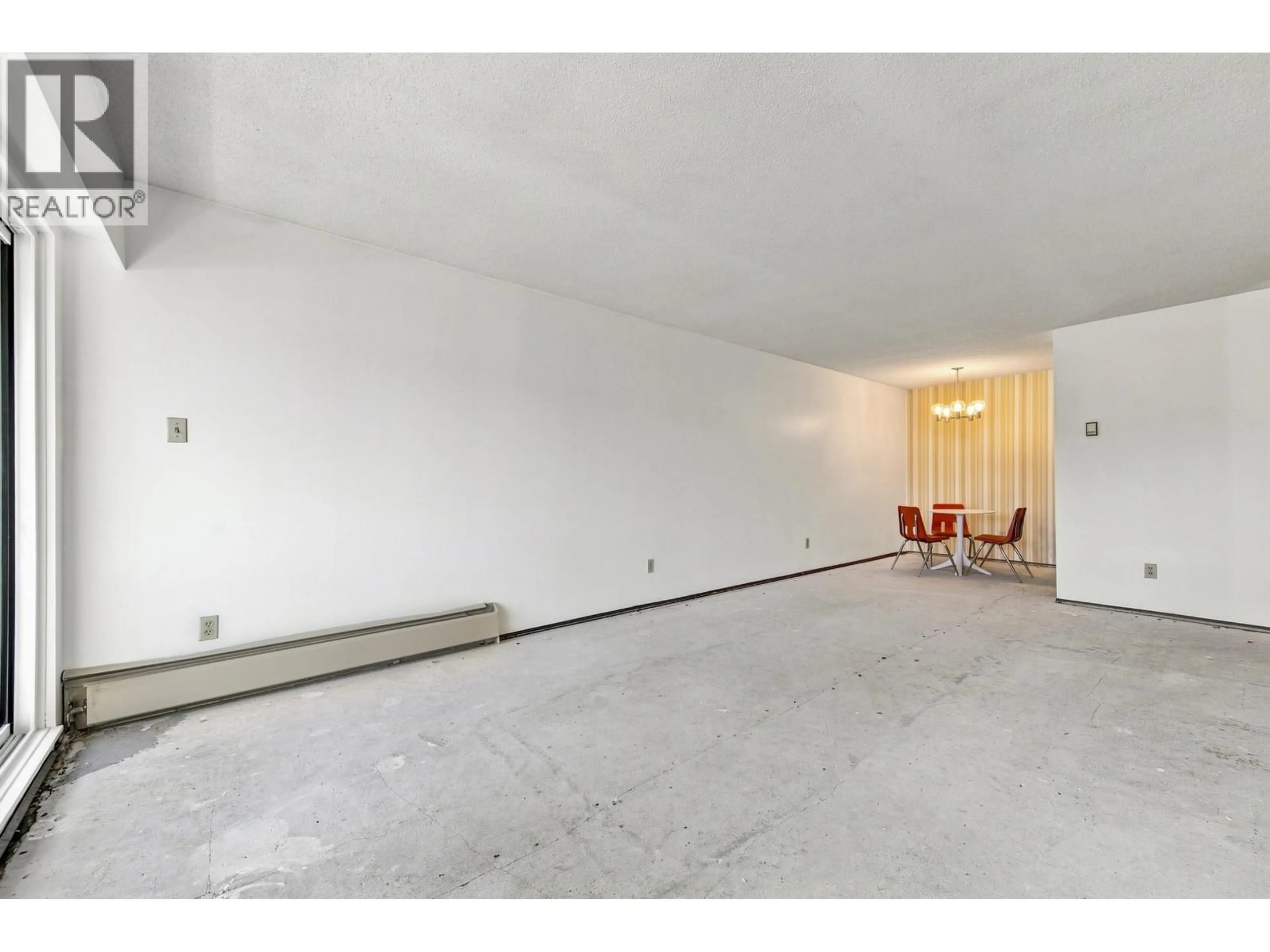 A pic of a room for 205 - 1825 8TH AVENUE, Vancouver British Columbia V6J1V9