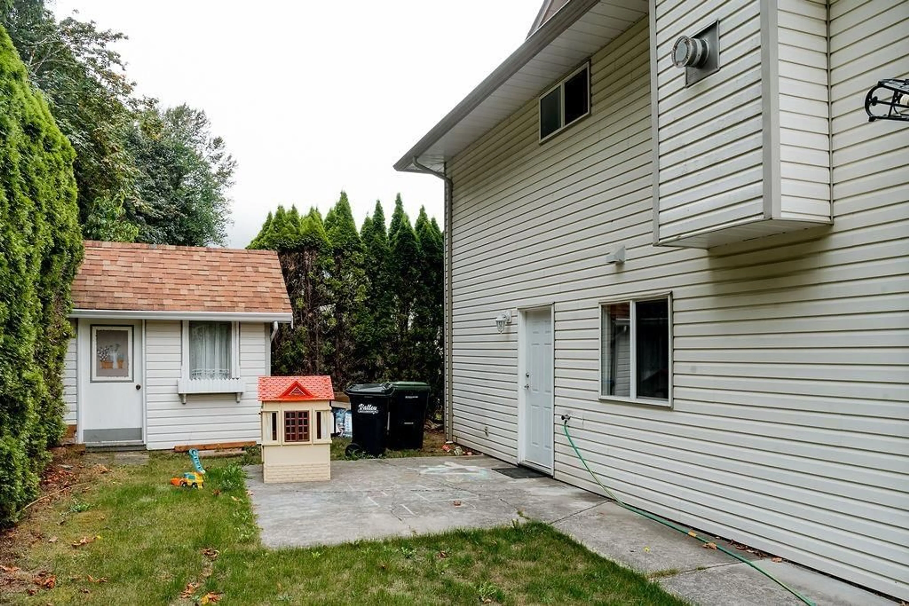 Patio, street for 1250 RYDER STREET, Hope British Columbia V0X1L4