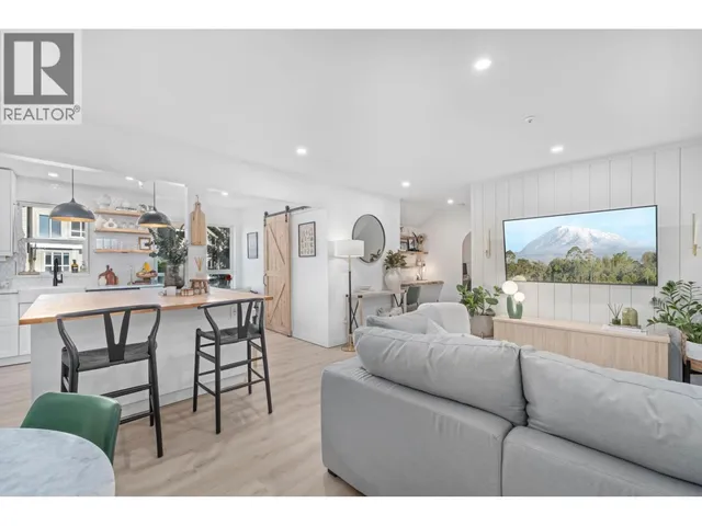 43 - 1400 PARK STREET, Pemberton 2