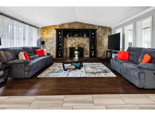 31663 TOWNSHIPLINE AVENUE, Mission 4