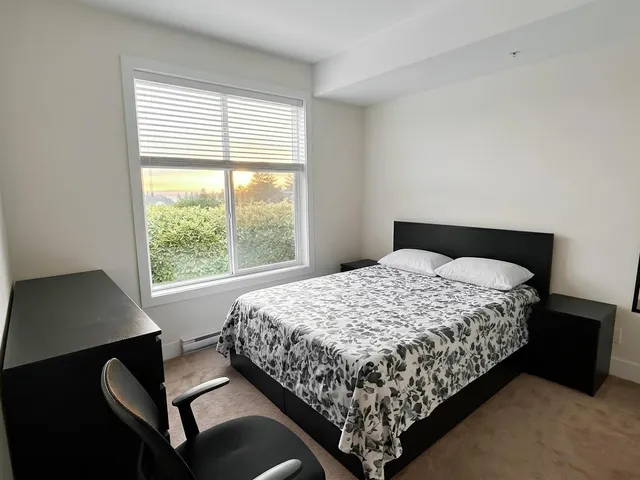 122 - 15956 86A AVENUE, Surrey 5