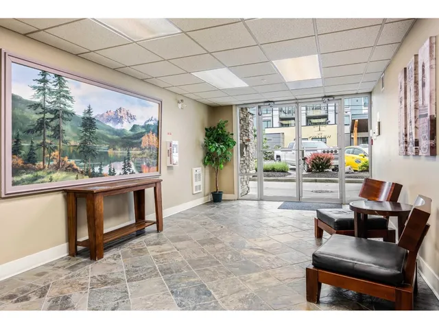 412 - 45893 CHESTERFIELD AVENUE, Chilliwack 3