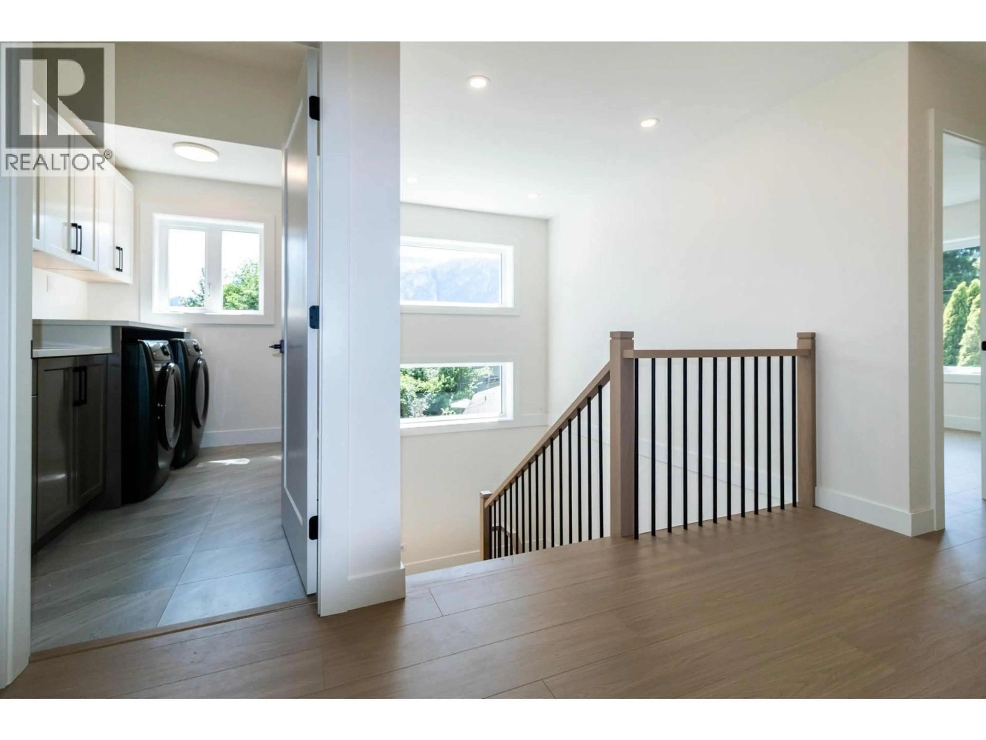 Indoor entryway for 1108 MAGEE STREET, Squamish British Columbia V8B0E8