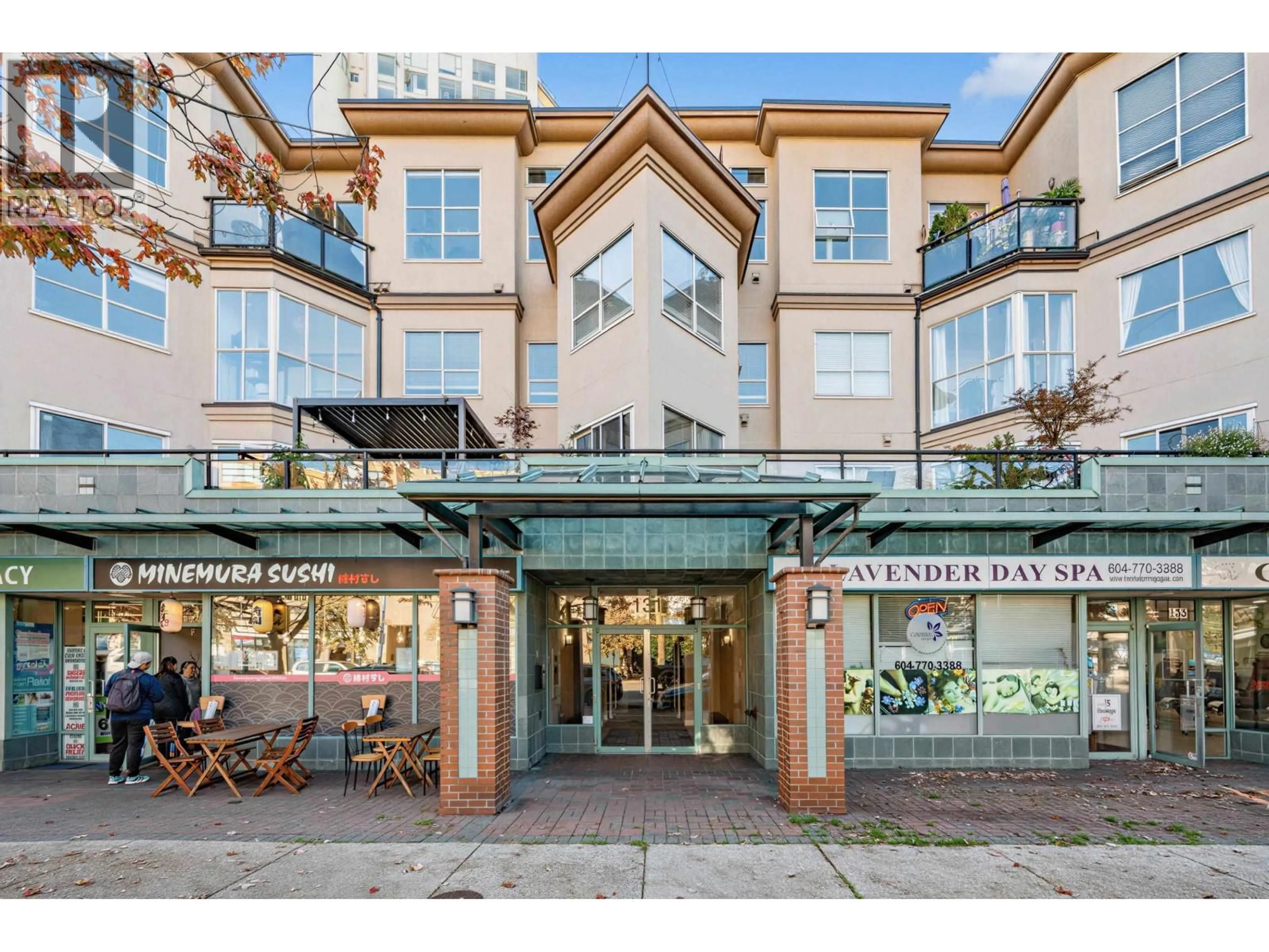 Unknown for 204 - 131 3RD STREET, North Vancouver British Columbia V7M1E7