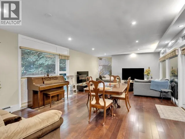 7565 WHELEN COURT, Burnaby 4