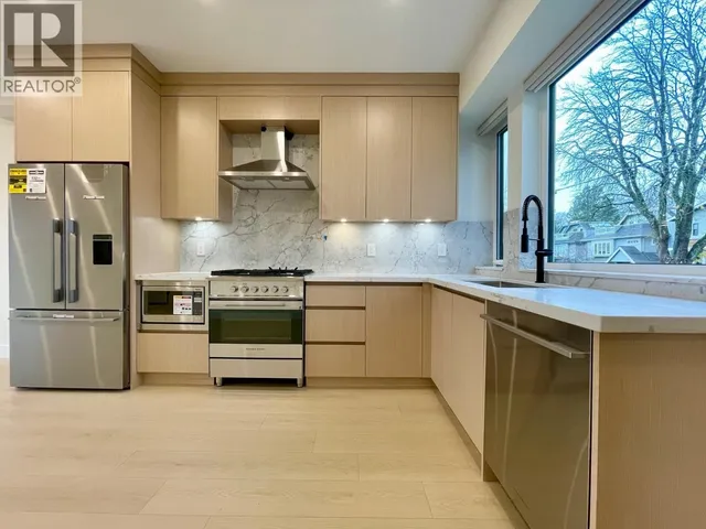 162 43RD AVENUE, Vancouver 4