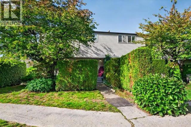 52 - 3425 49TH AVENUE, Vancouver 2