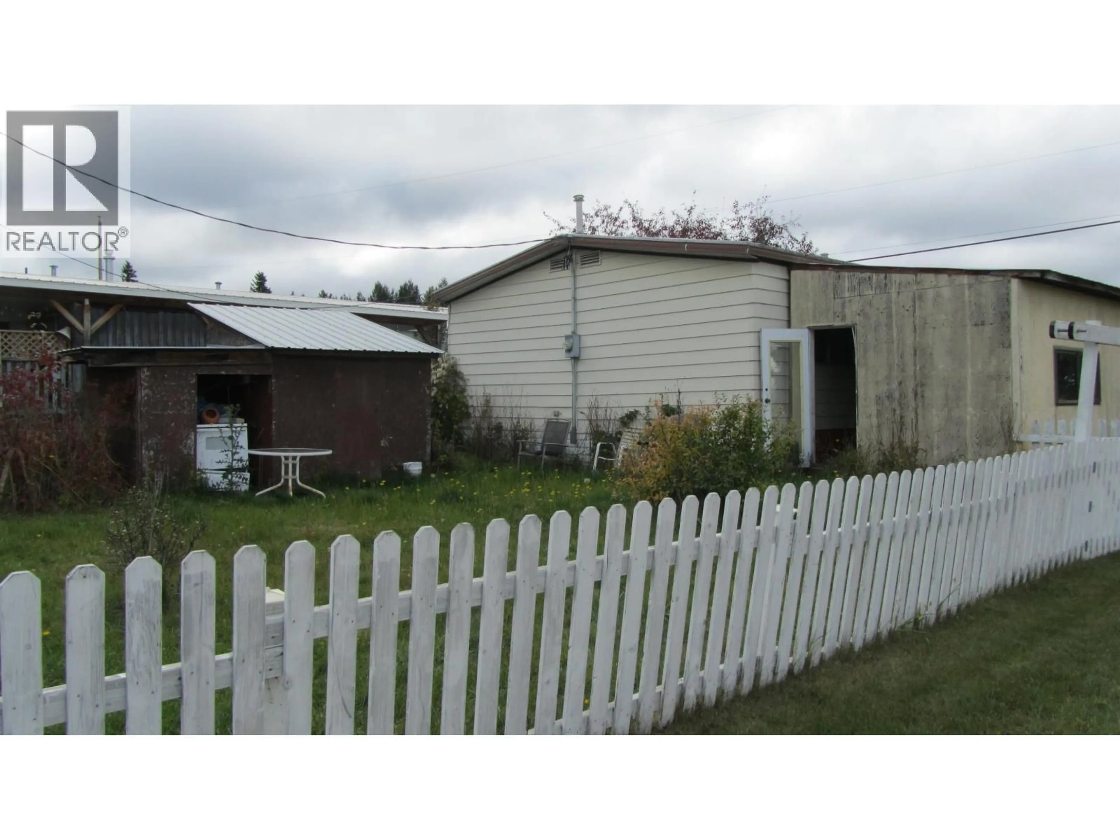 Shed for 61 - 375 HORSE LAKE ROAD, 100 Mile House British Columbia V0K2E0