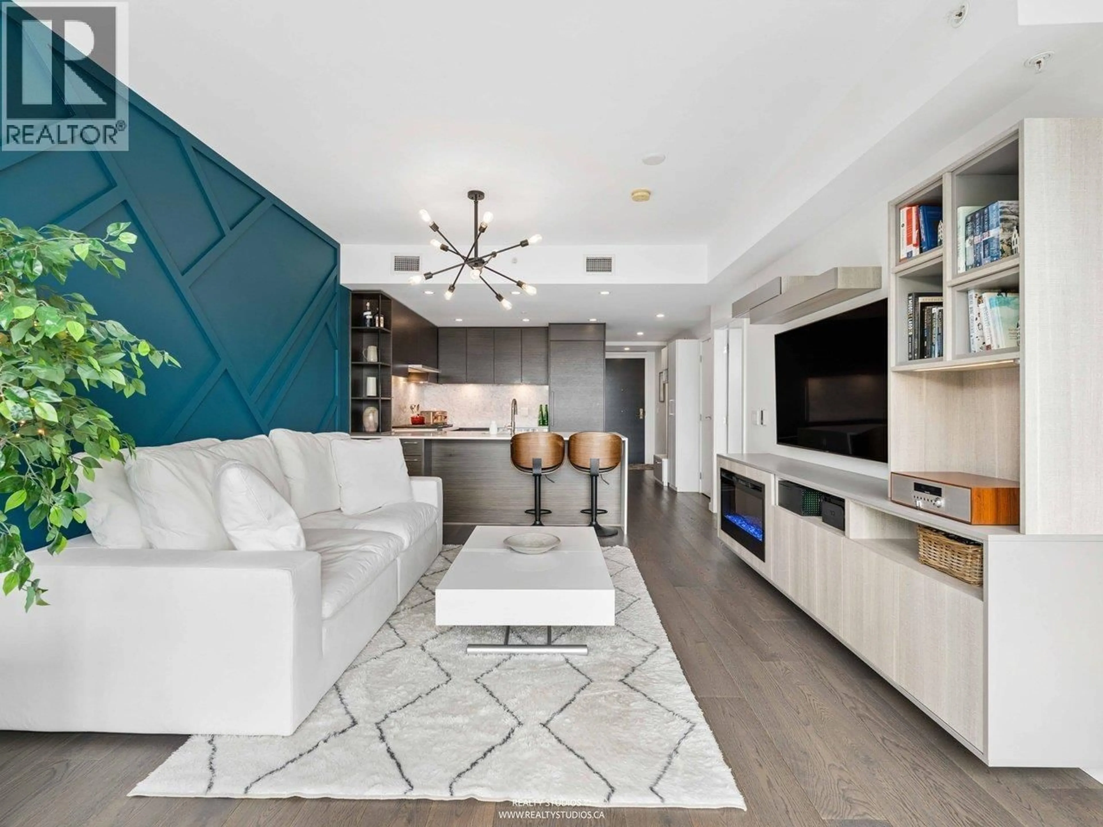 Living room with furniture, unknown for 304 - 1819 5TH AVENUE, Vancouver British Columbia V6J1P5