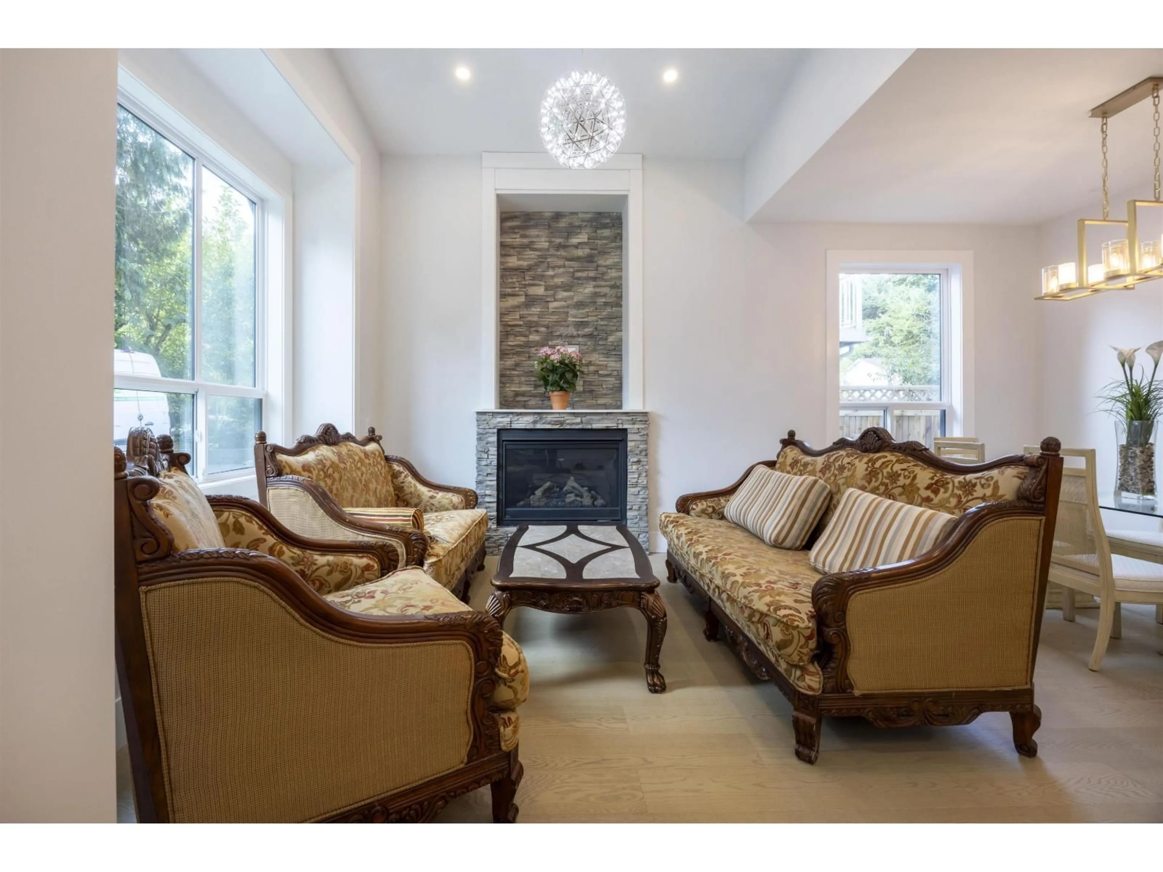 Living room with furniture, unknown for 15799 MCBETH ROAD, Surrey British Columbia V4A1X9