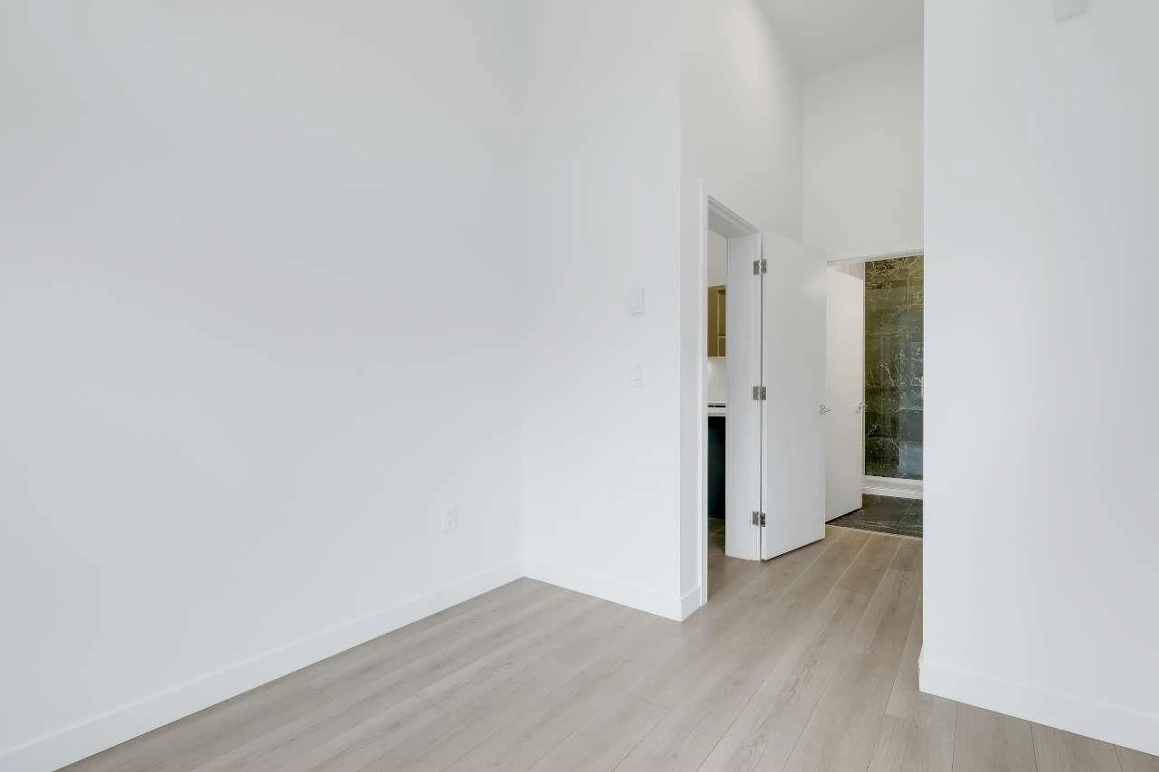 A pic of a room for 119 - 10777 138 STREET, Surrey British Columbia V3T0T5