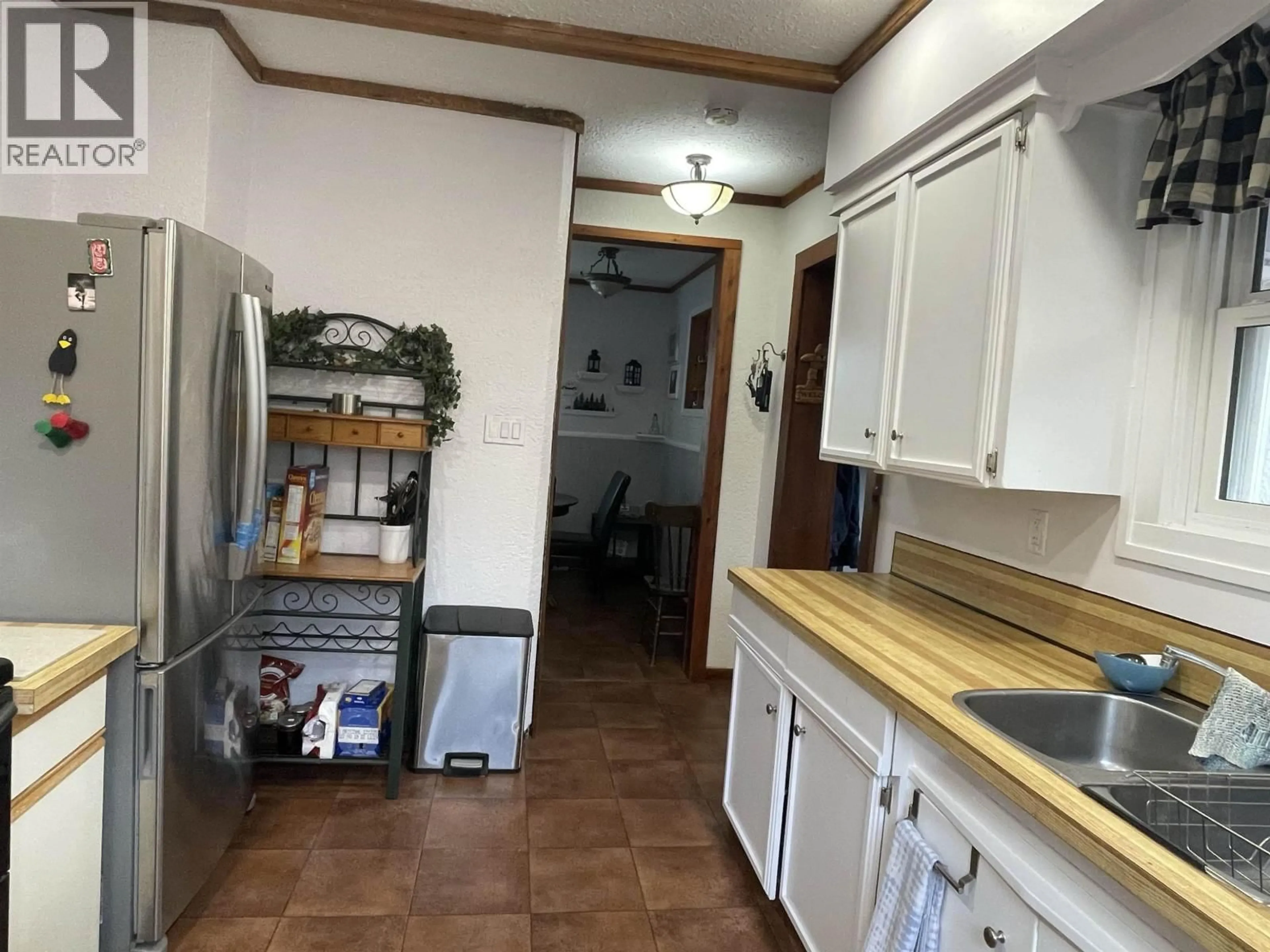 Standard kitchen, unknown for 2707 BRAUN STREET, Terrace British Columbia V8G3J8