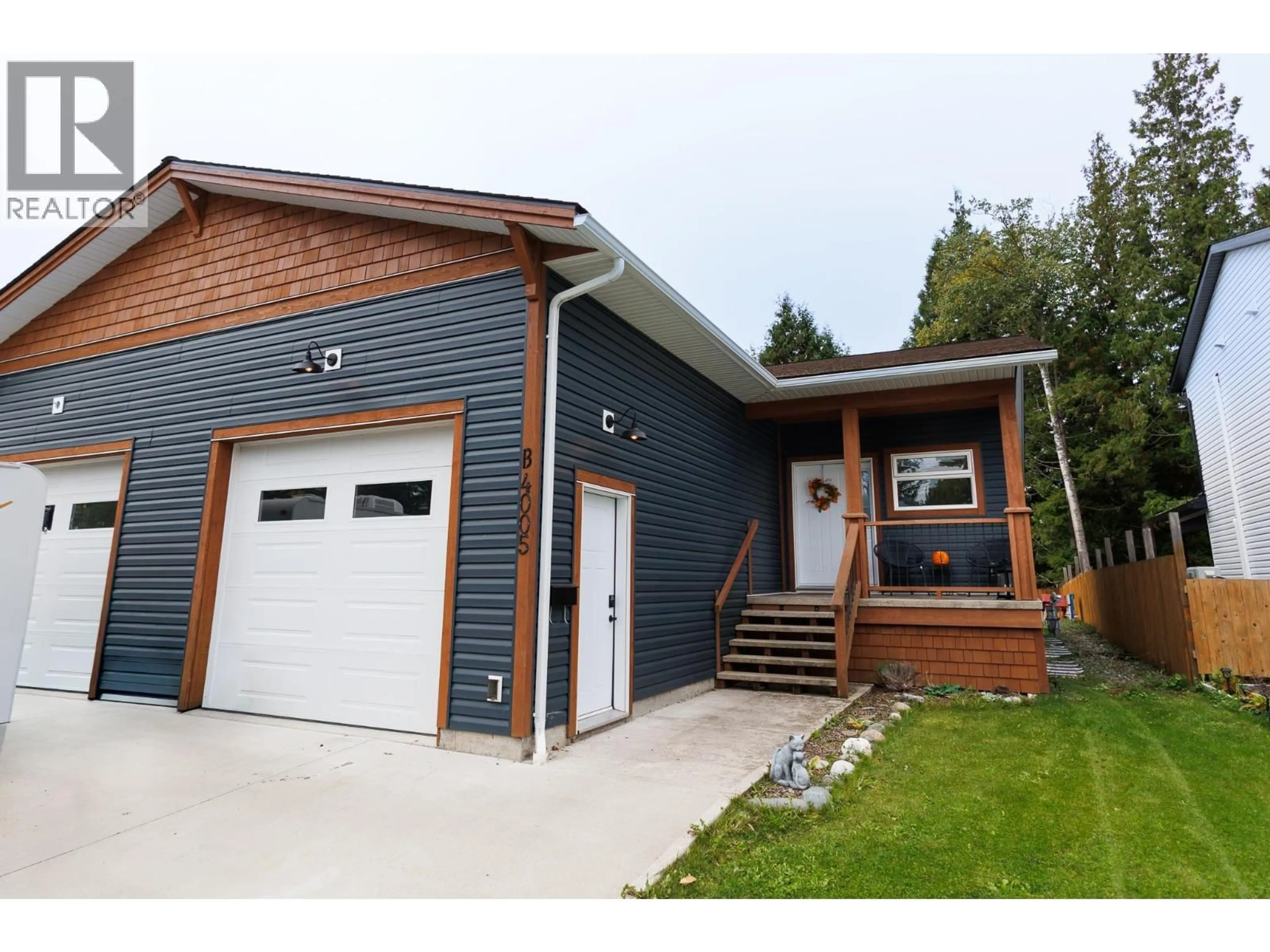 Home with vinyl exterior material, street for B - 4005 BENNER STREET, Terrace British Columbia V8G3B1