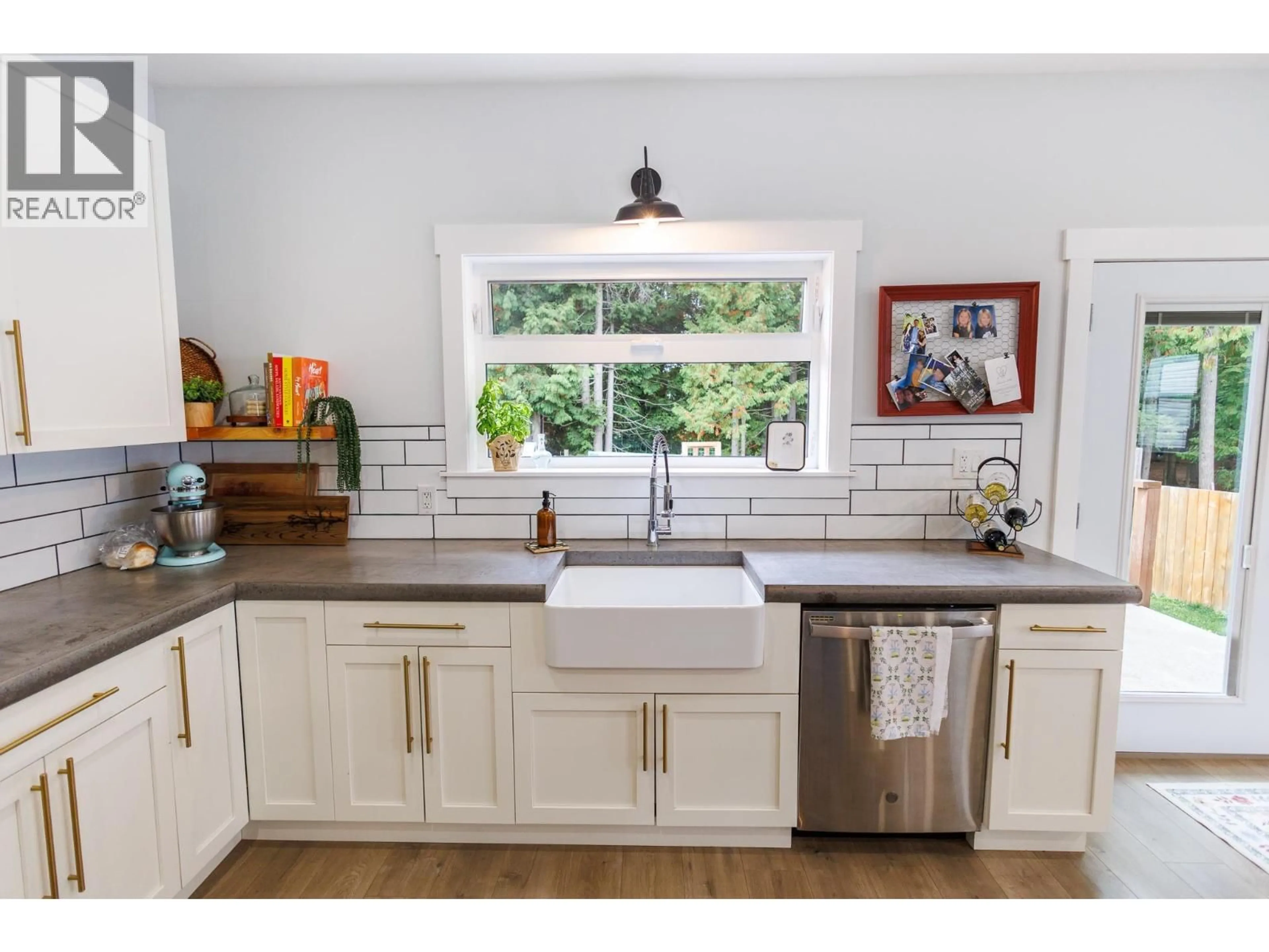 Open concept kitchen, ceramic/tile floor for B - 4005 BENNER STREET, Terrace British Columbia V8G3B1