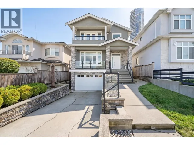 4758 MAITLAND, Burnaby 2
