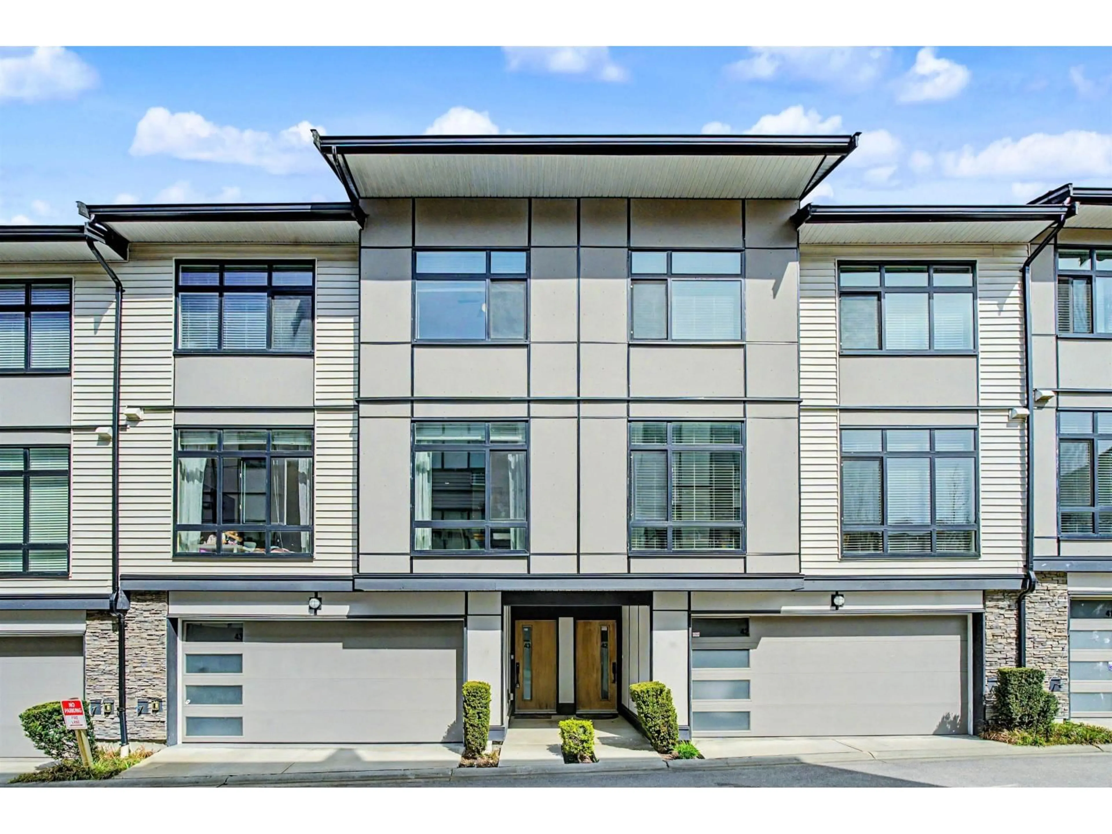 Unknown for 43 - 14057 60A AVENUE, Surrey British Columbia V3X0J2