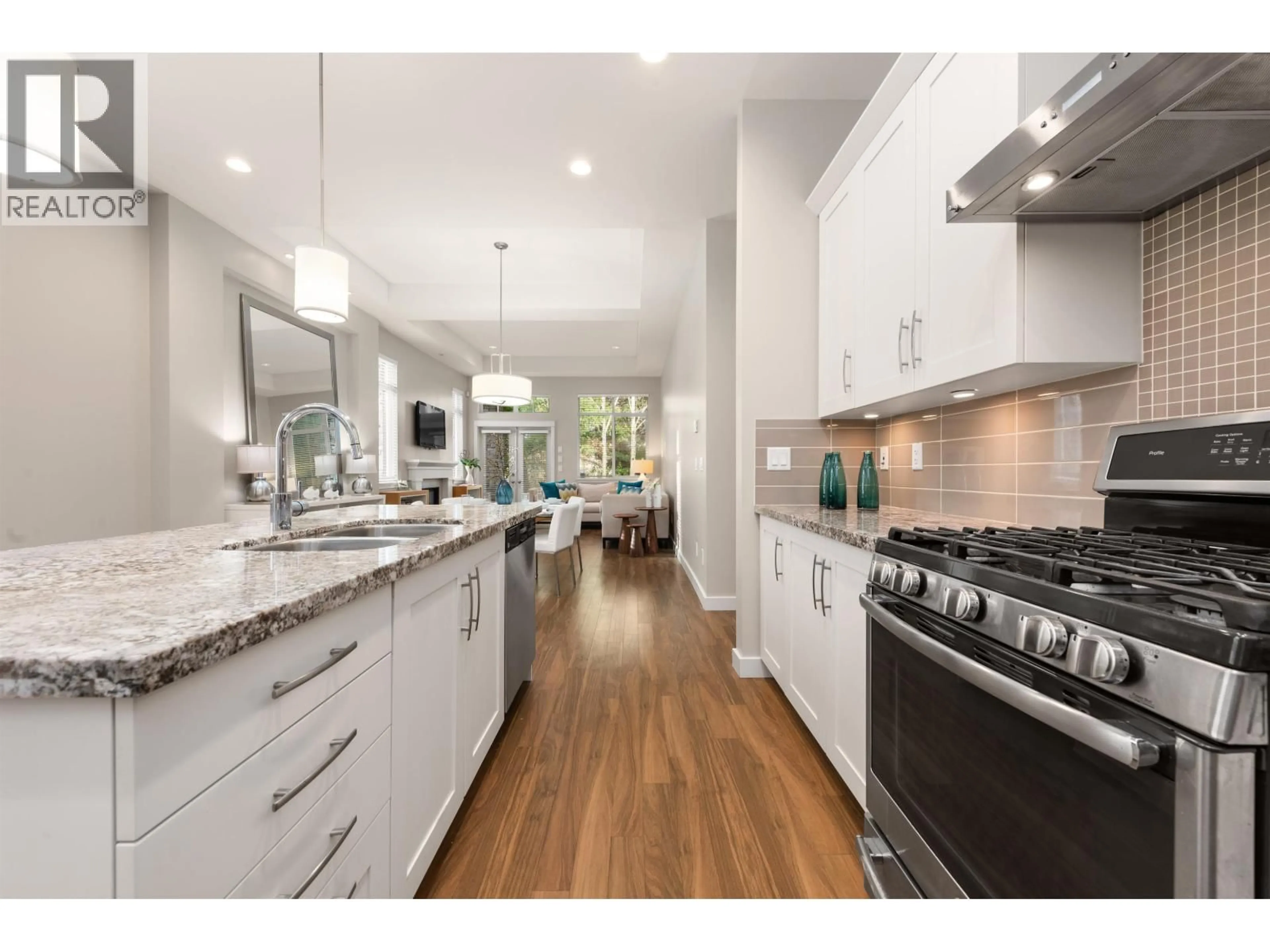 Open concept kitchen, unknown for 5090 SPRINGS BOULEVARD, Delta British Columbia V4M0A6