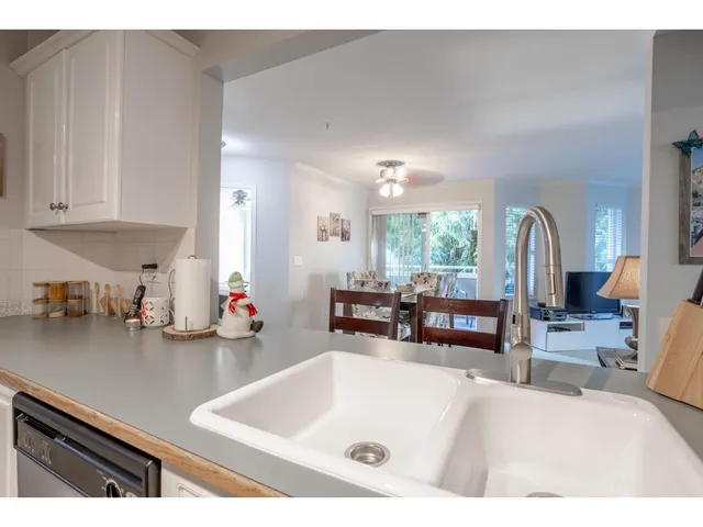 205 - 6557 121 STREET, Surrey 4