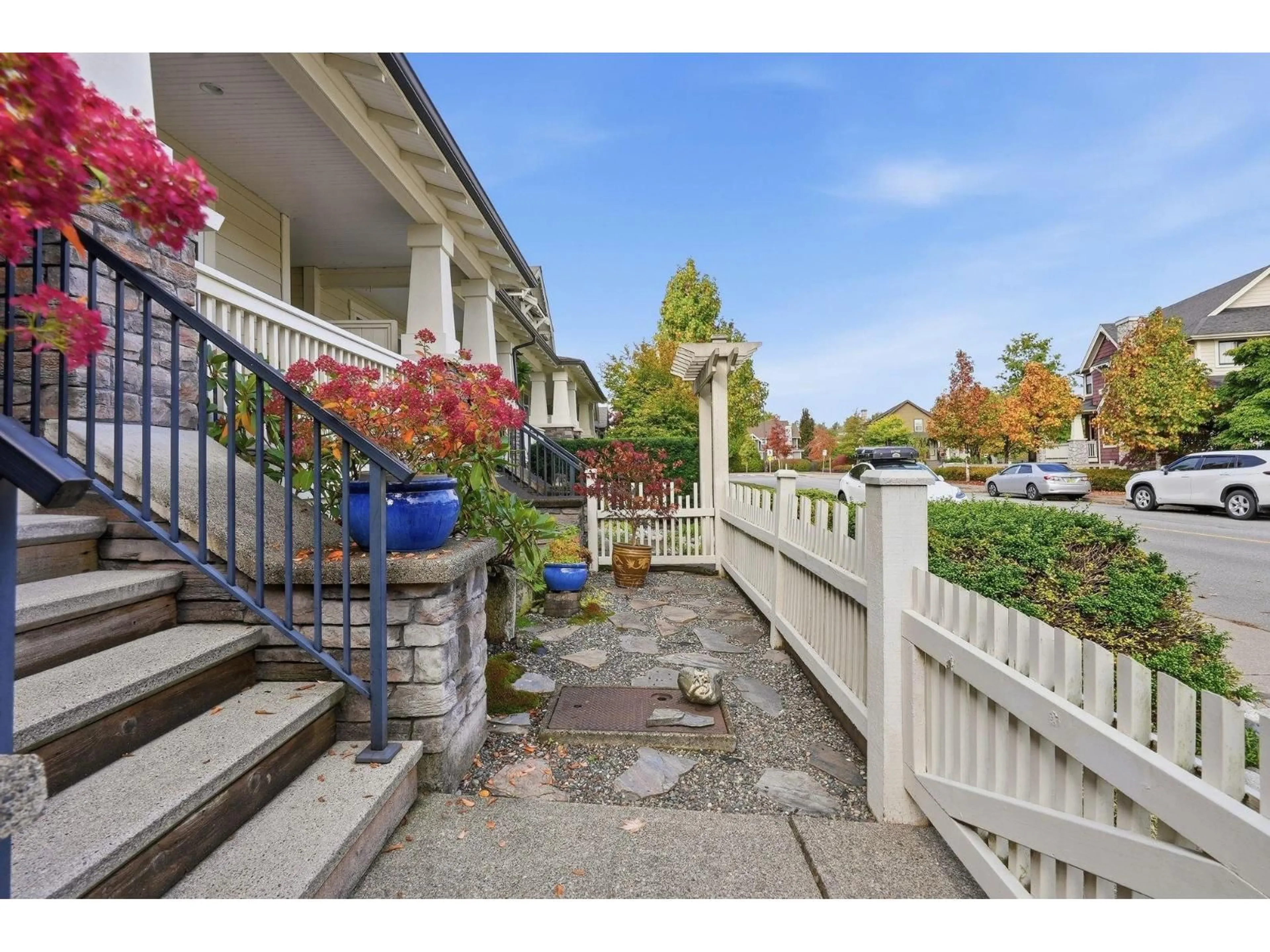 Patio, street for 23096 BILLY BROWN ROAD, Langley British Columbia V1M4G1
