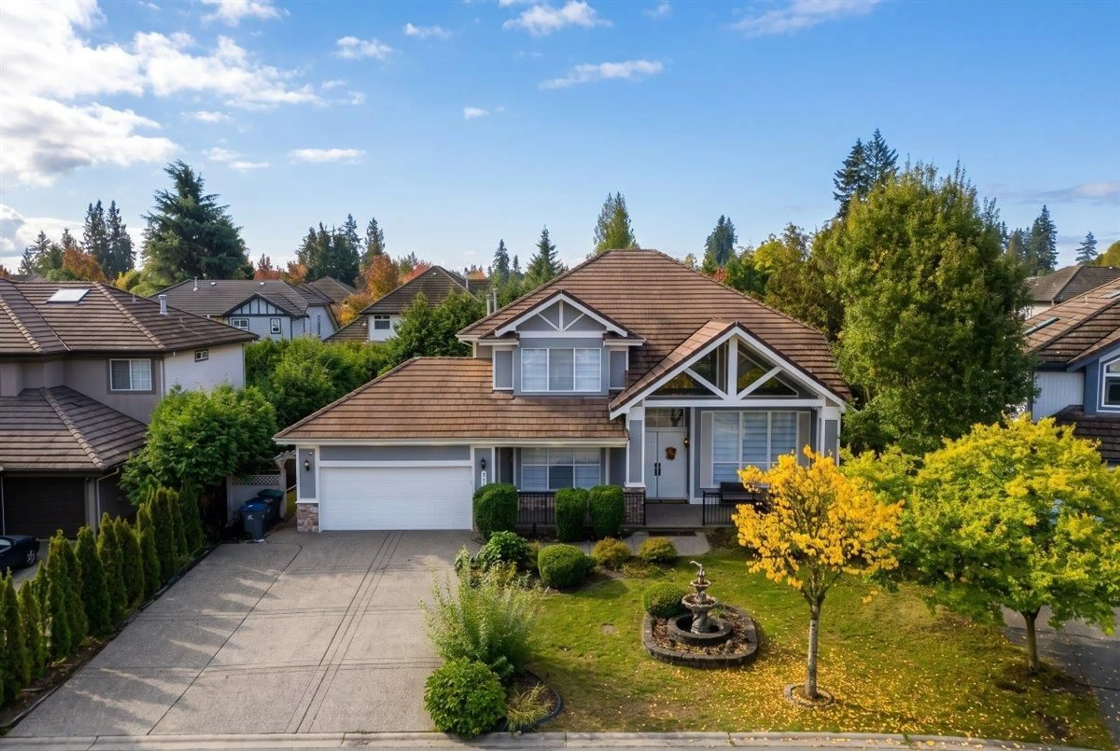 A pic from outside/outdoor area/front of a property/back of a property/a pic from drone, street for 7355 146A STREET, Surrey British Columbia V3S8Y8