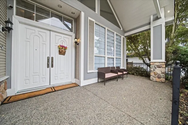 7355 146A STREET, Surrey 3