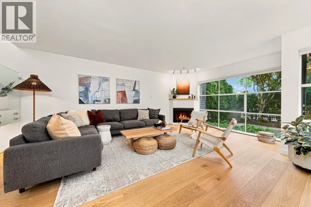 6424 BRUCE STREET, West Vancouver 4