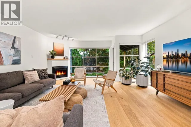 6424 BRUCE STREET, West Vancouver 5