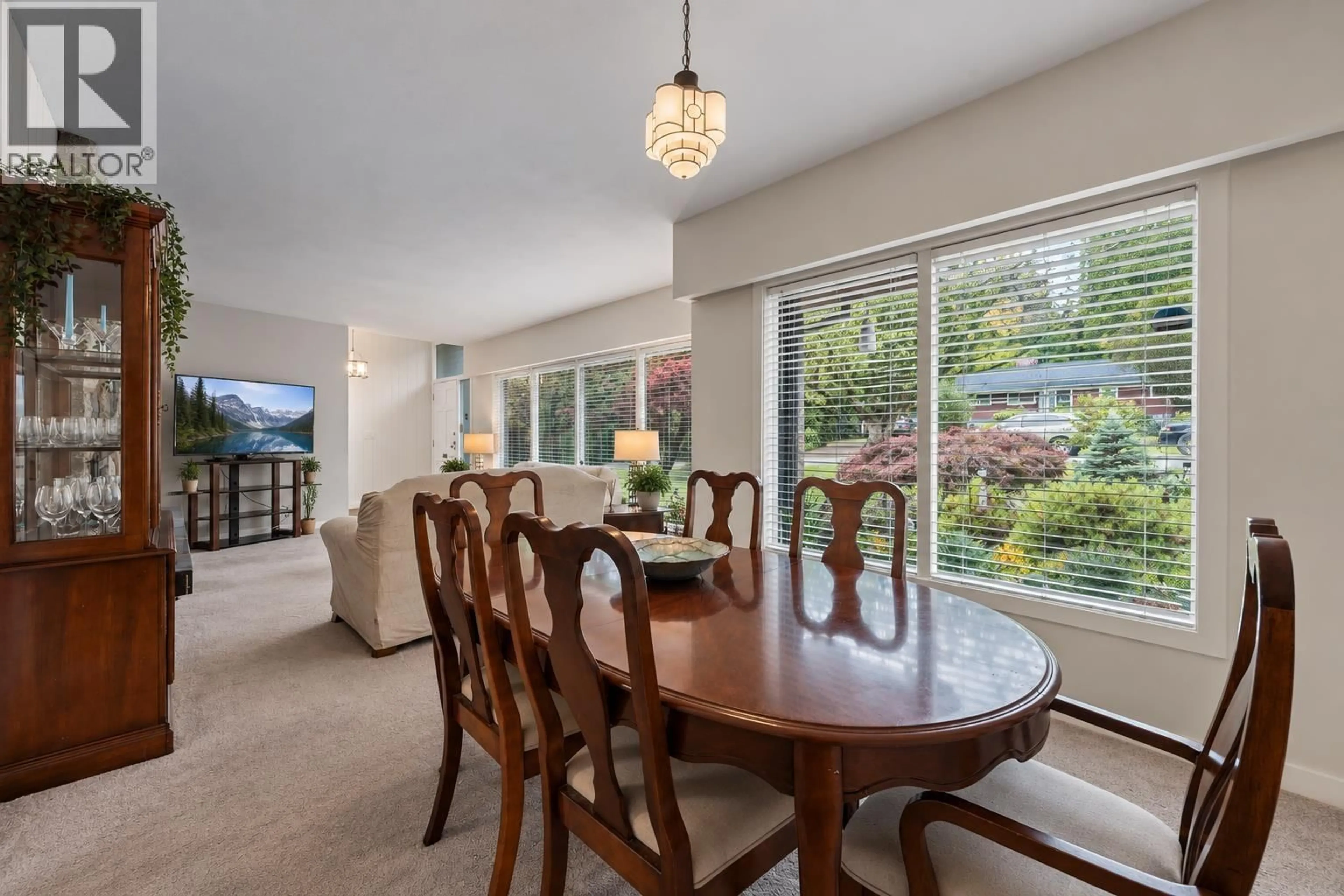 Dining room, unknown for 429 NEWLANDS ROAD, West Vancouver British Columbia V7T1W2