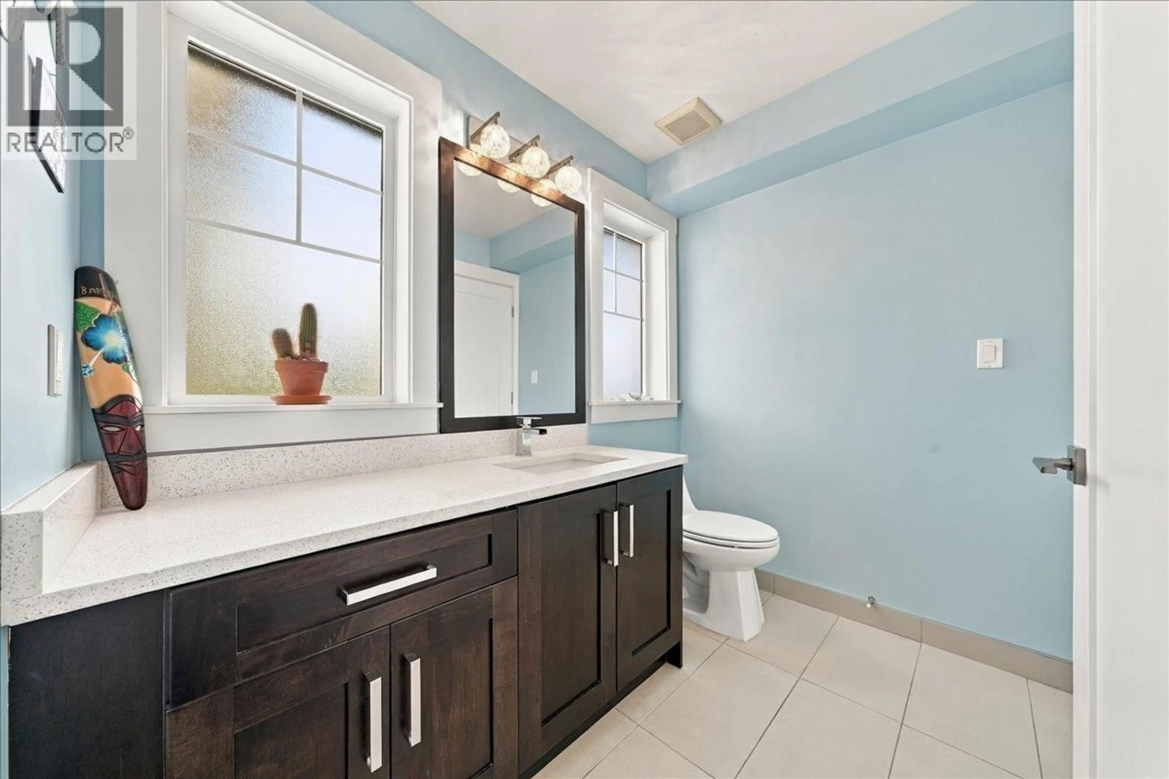Contemporary bathroom, ceramic/tile floor for 24 - 10151 240 STREET, Maple Ridge British Columbia V2W0G9