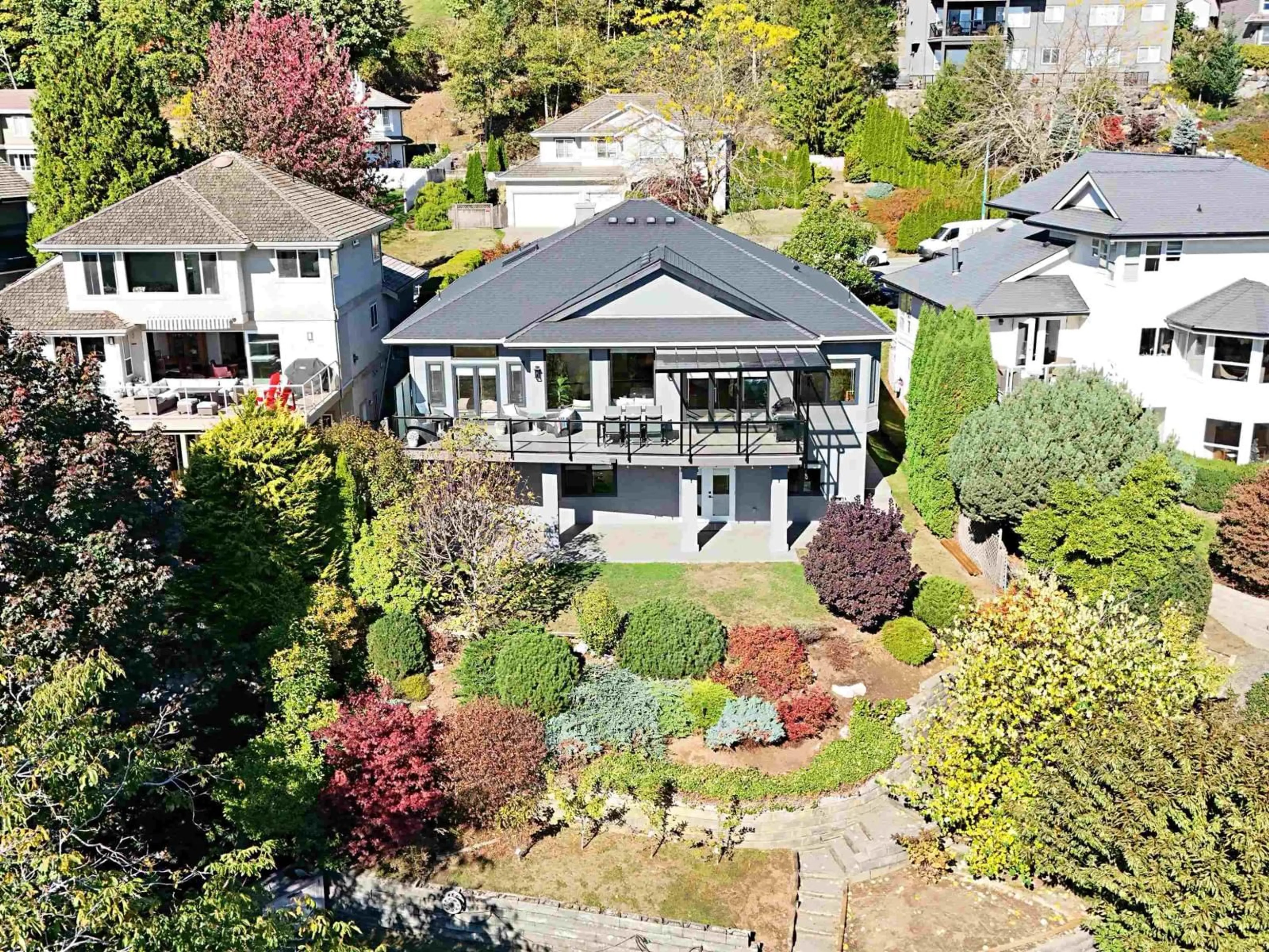 A pic from outside/outdoor area/front of a property/back of a property/a pic from drone, street for 35954 REGAL PARK WAY, Abbotsford British Columbia V3G1L3