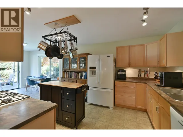 6340 WILLIAMS PLACE, Sechelt 4